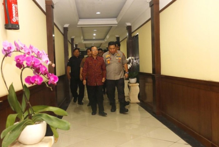 Megawati prabowo kompas umum ketua cermin pertemuan dinamis teuku jalan pdi bertemu subianto umar partai gerindra soekarnoputri